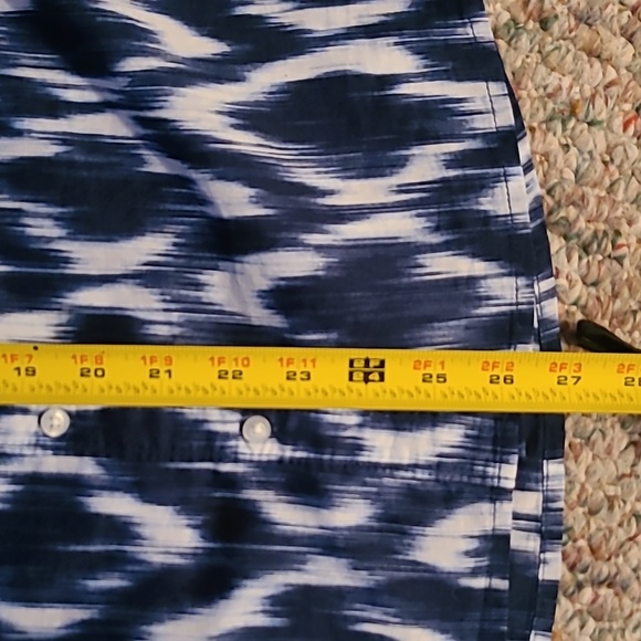 ST. JOHN'S BAY WOMAN'S PETITE BLUE AND WHITE SLEEVELESS TOP SIZE PETITE XL - Picture 13 of 13